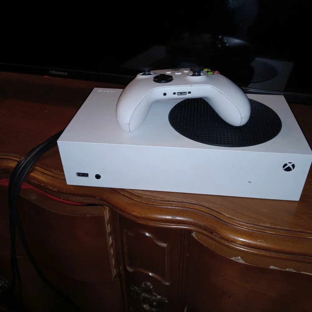 Xbox - Picture 2 of 3